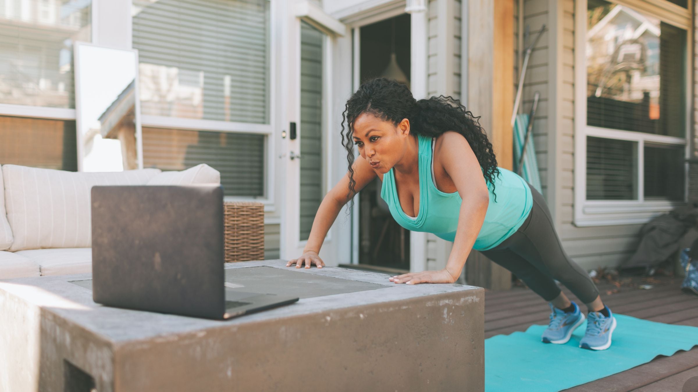 Can 15-Minute “Exercise Snacks” Be Just as Good as a 60-Minute Workout?