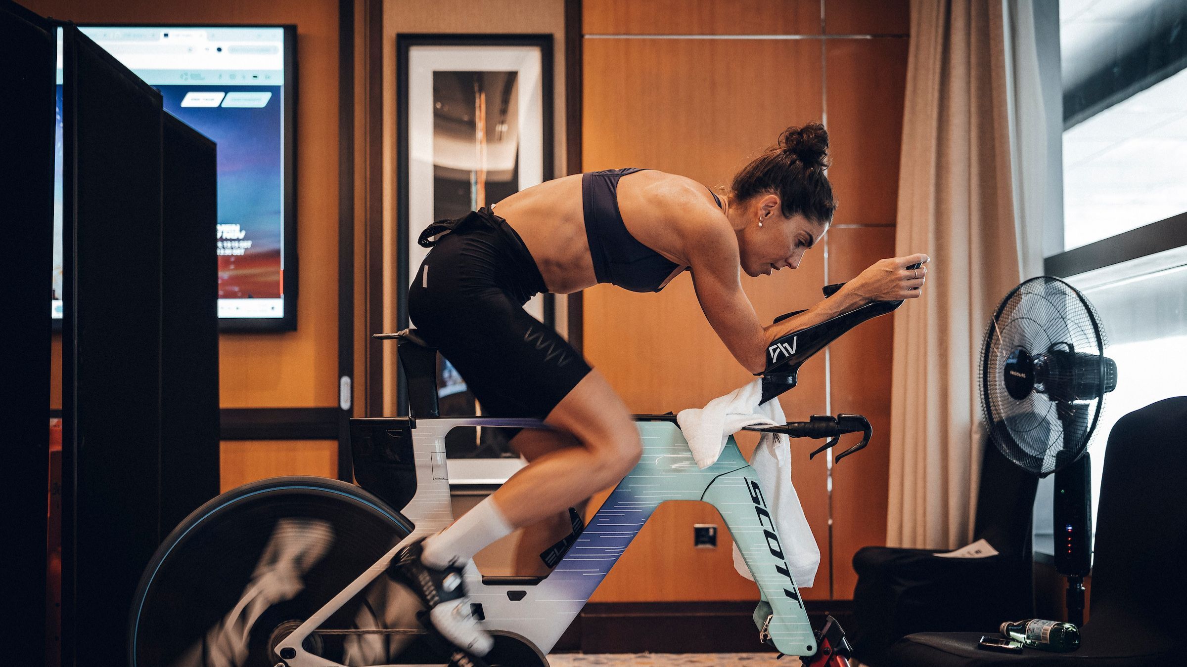 Why 20 Minutes of Focused Intervals Beats a 2-Hour Junk Ride Every Time