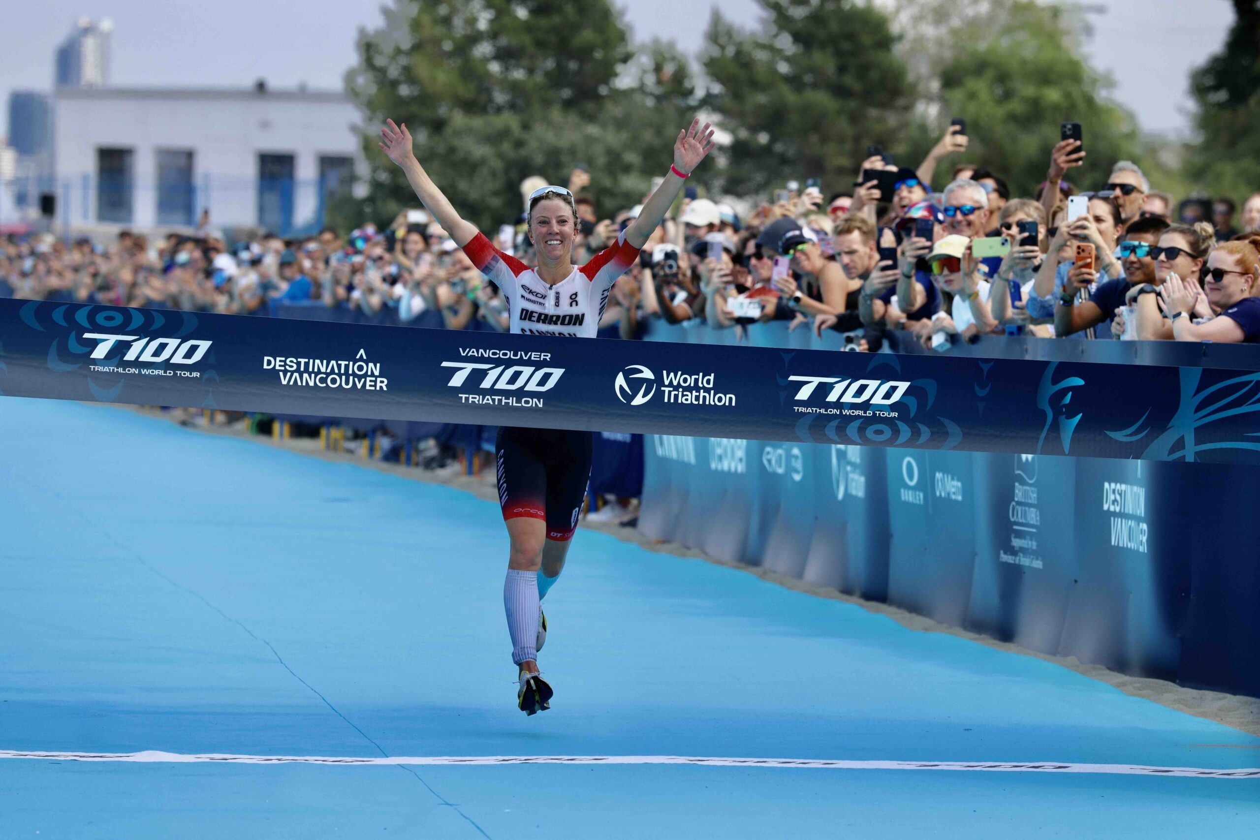 Julie Derron Wins Vancouver T100 as Paula Findlay Shines at Home