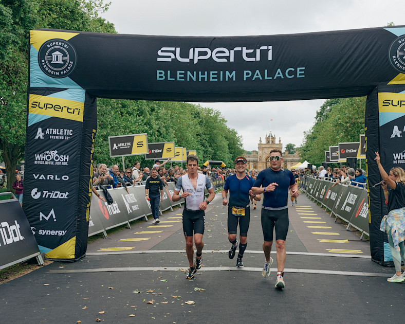 Jonny Brownlee successfully beat the cut-offs to complete six sprint triathlons on Saturday, the opening day of his bid to become the first athlete in the history of the Supertri Blenheim Palace Weekend Warrior to finish 10 across a single weekend.