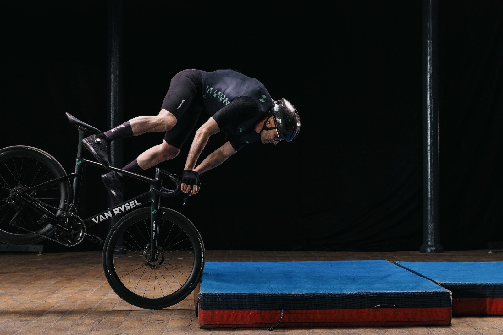 Van Rysel tests integrated airbag skinsuit in push for safer racing
