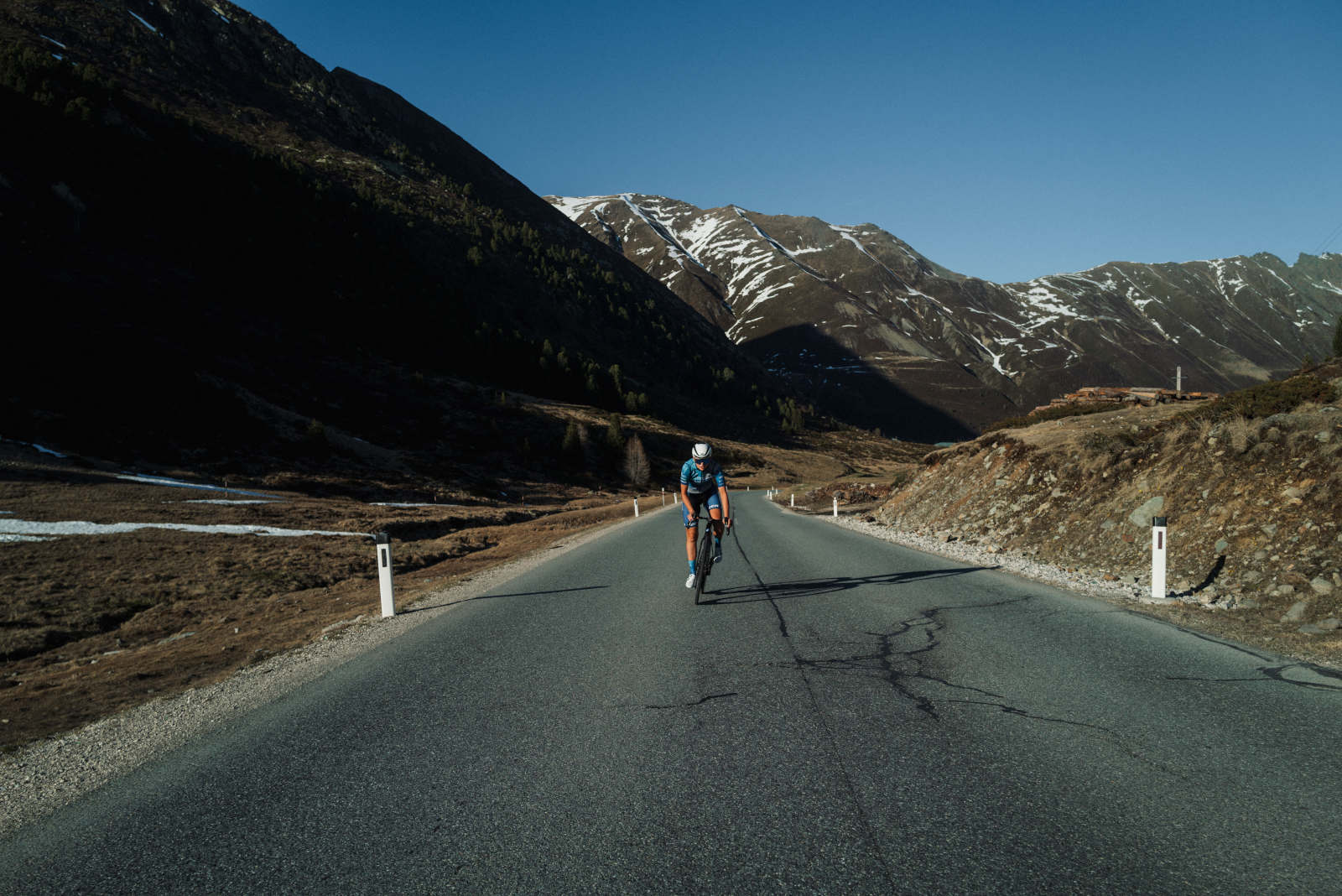 Hunt goes lighter with new aero climbing wheels